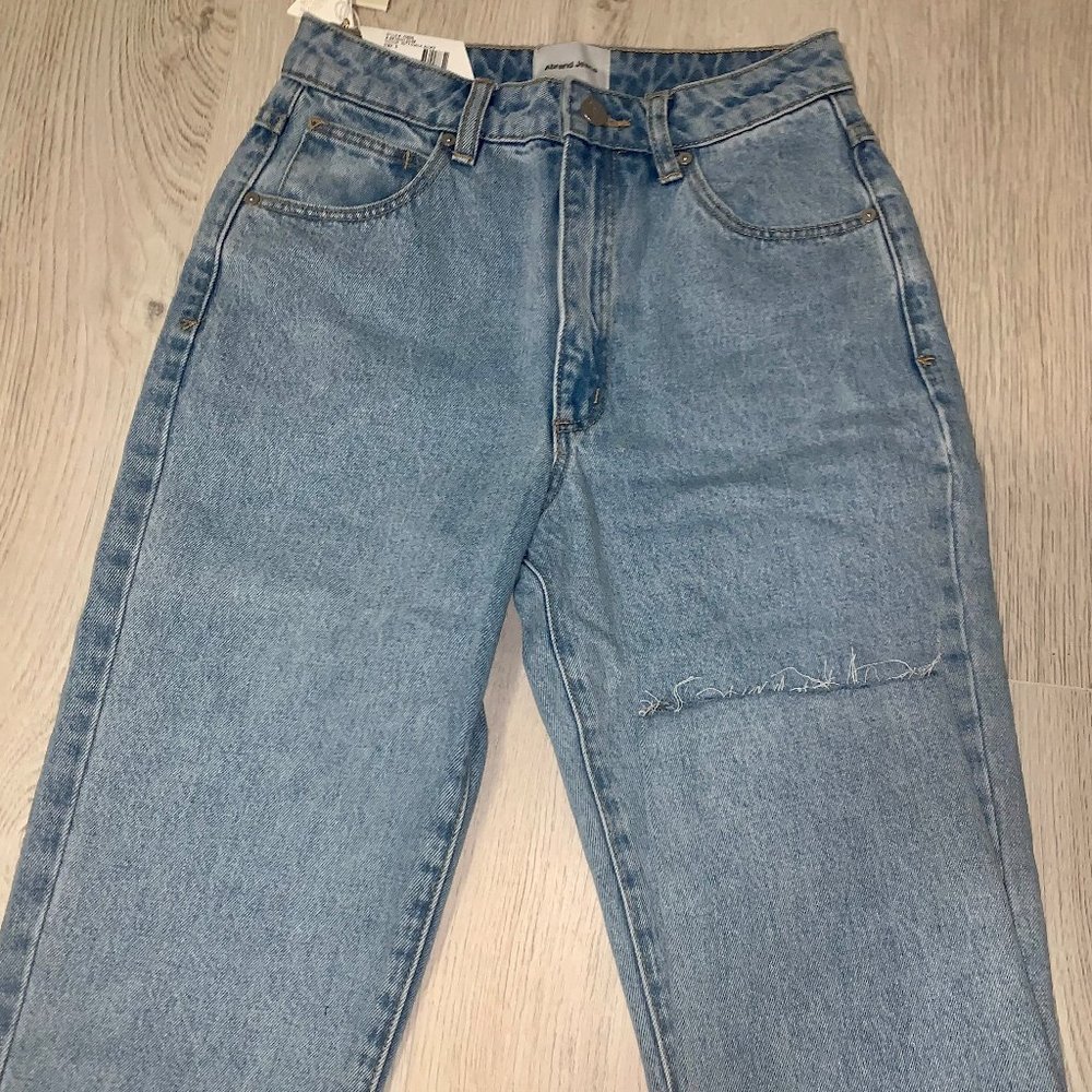 High waisted slim jeans